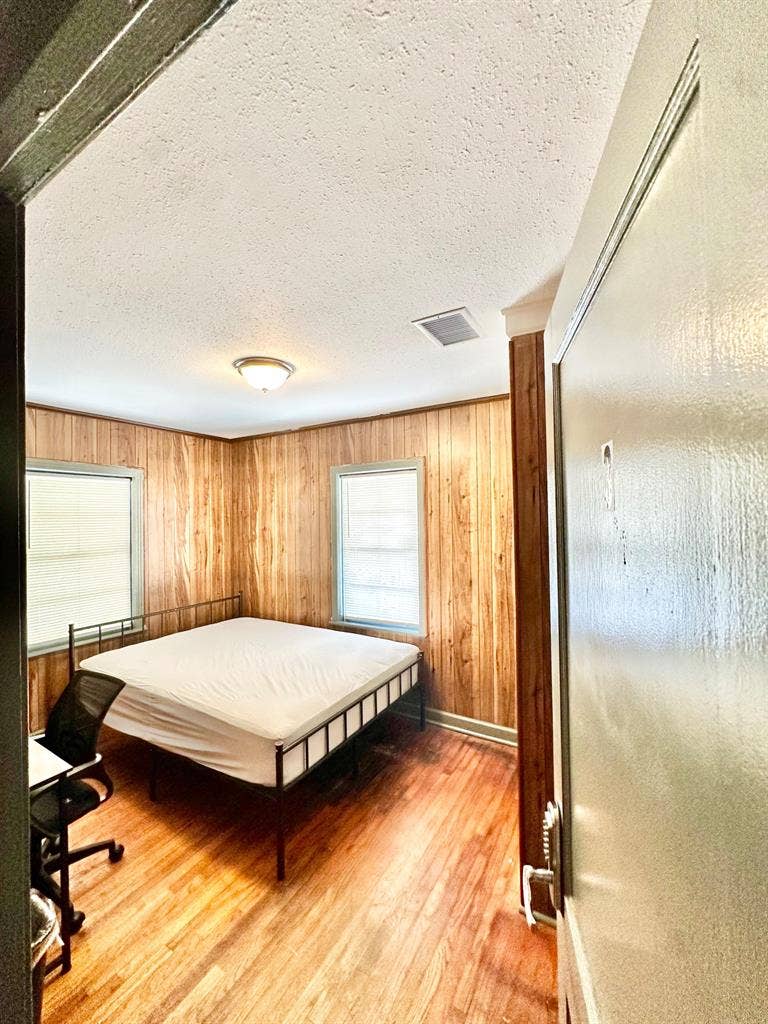 4 BR in Tampa