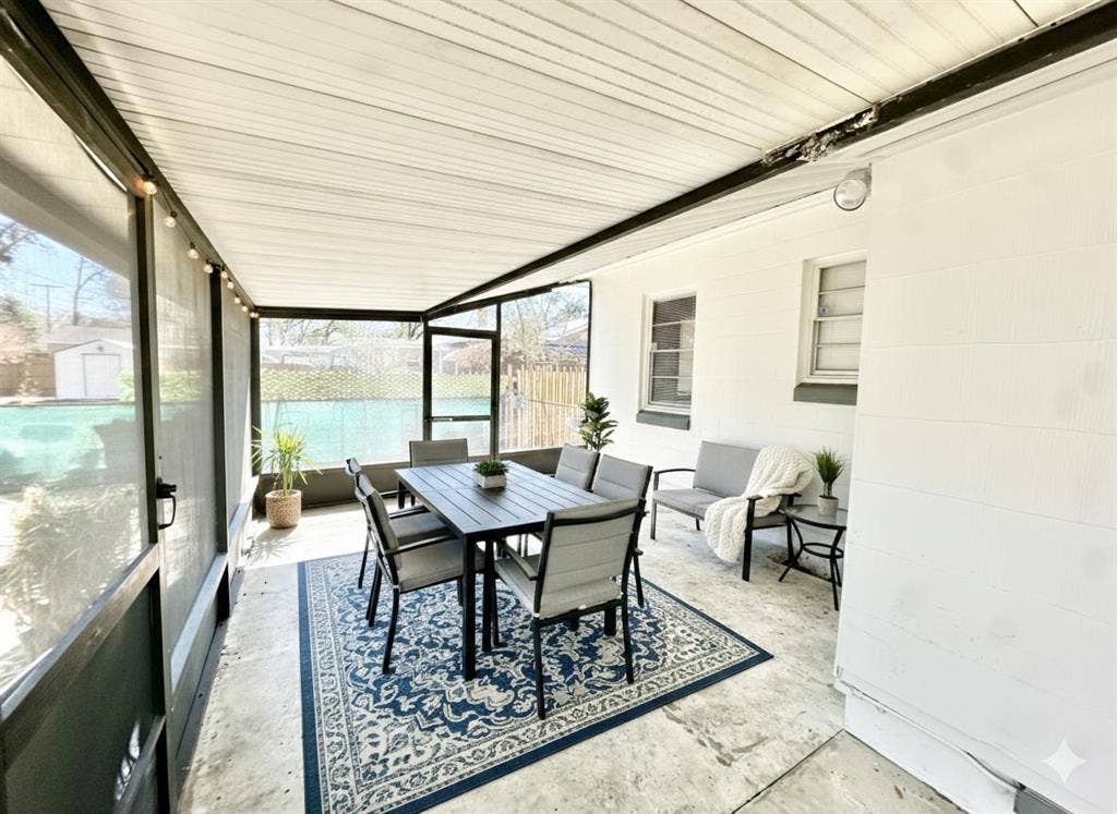 4 BR in Tampa