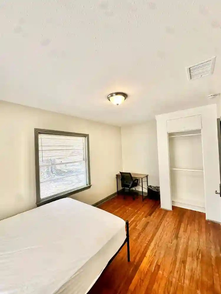 4 BR in Tampa