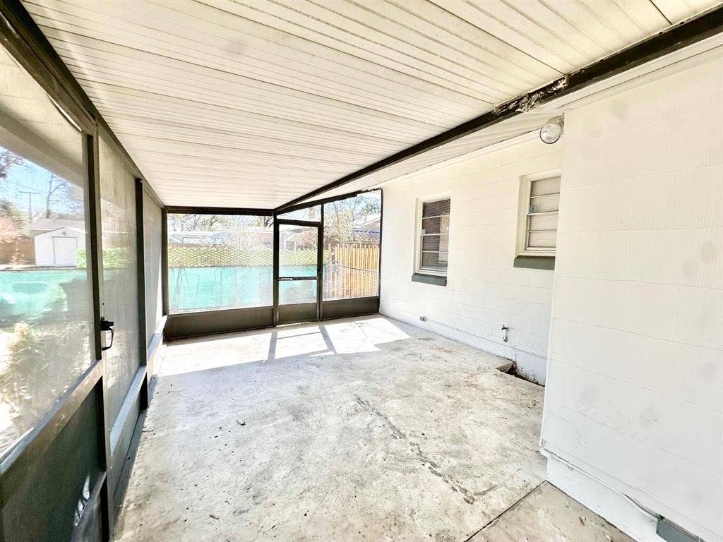 4 BR in Tampa