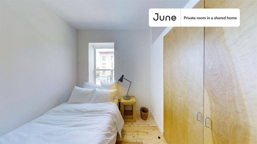 4 BR in New York City