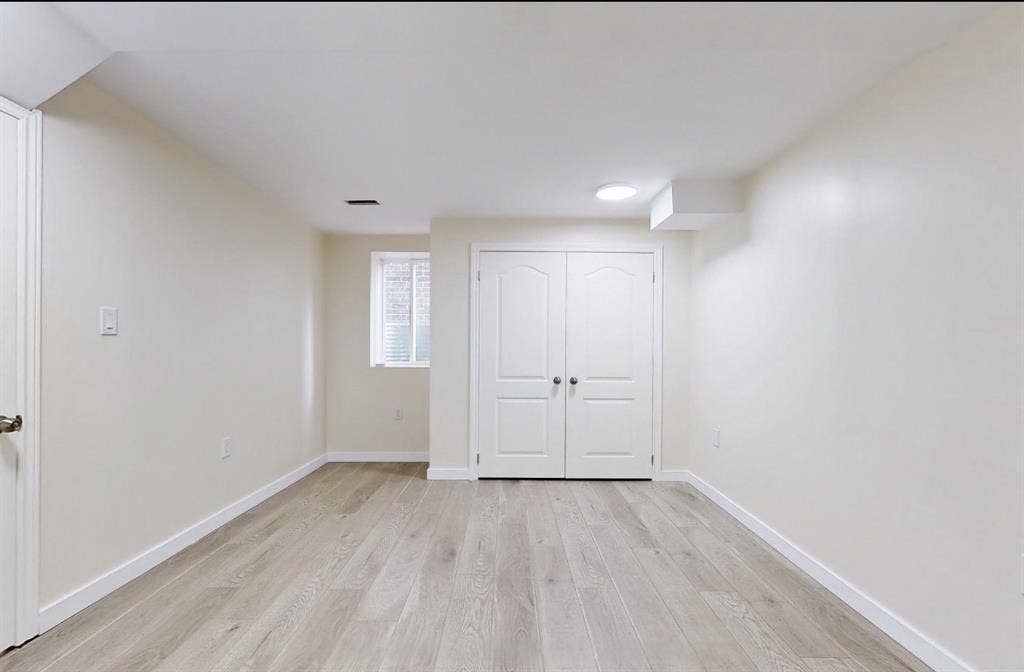 2br spacious lookout basement