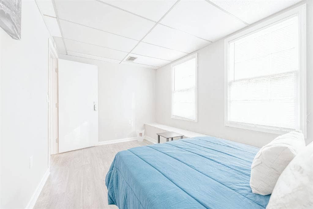 8 BR in Atlanta