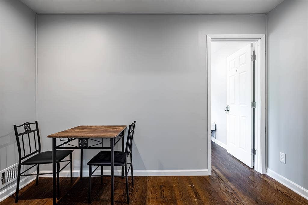 7 BR in Decatur