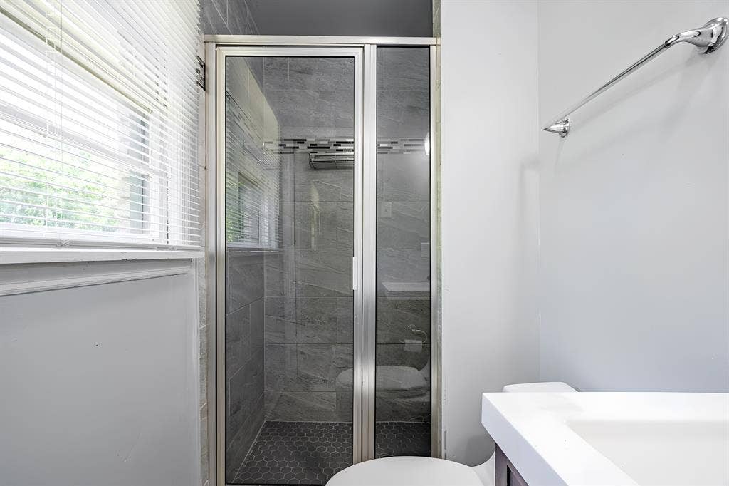 7 BR in Decatur