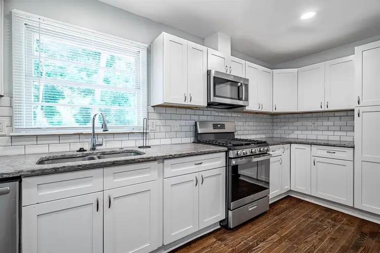 7 BR in Decatur
