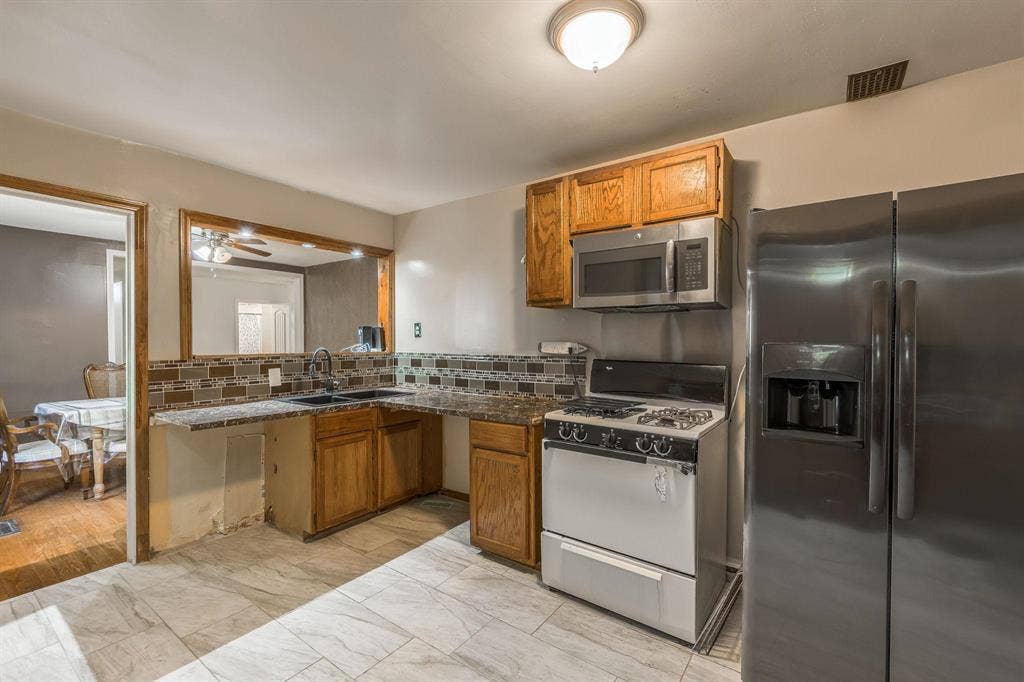 5 BR in Kansas City