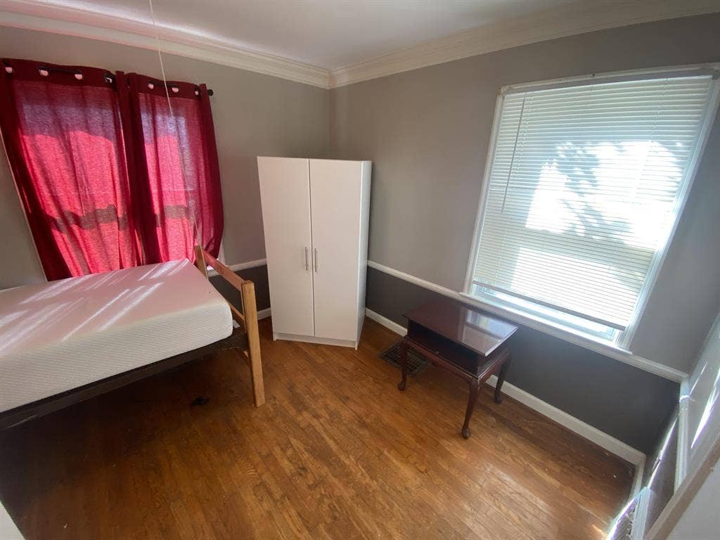5 BR in Kansas City