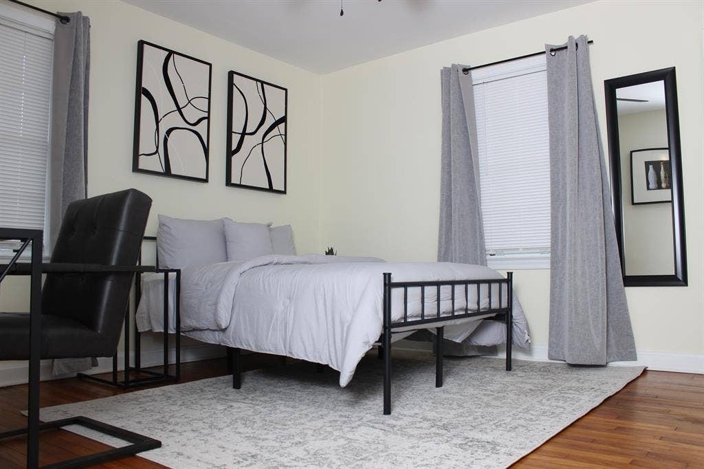 4 BR in Atlanta