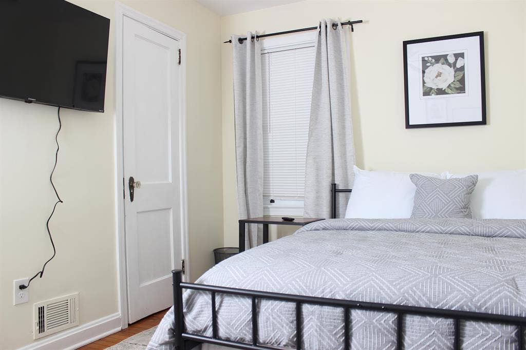 4 BR in Atlanta