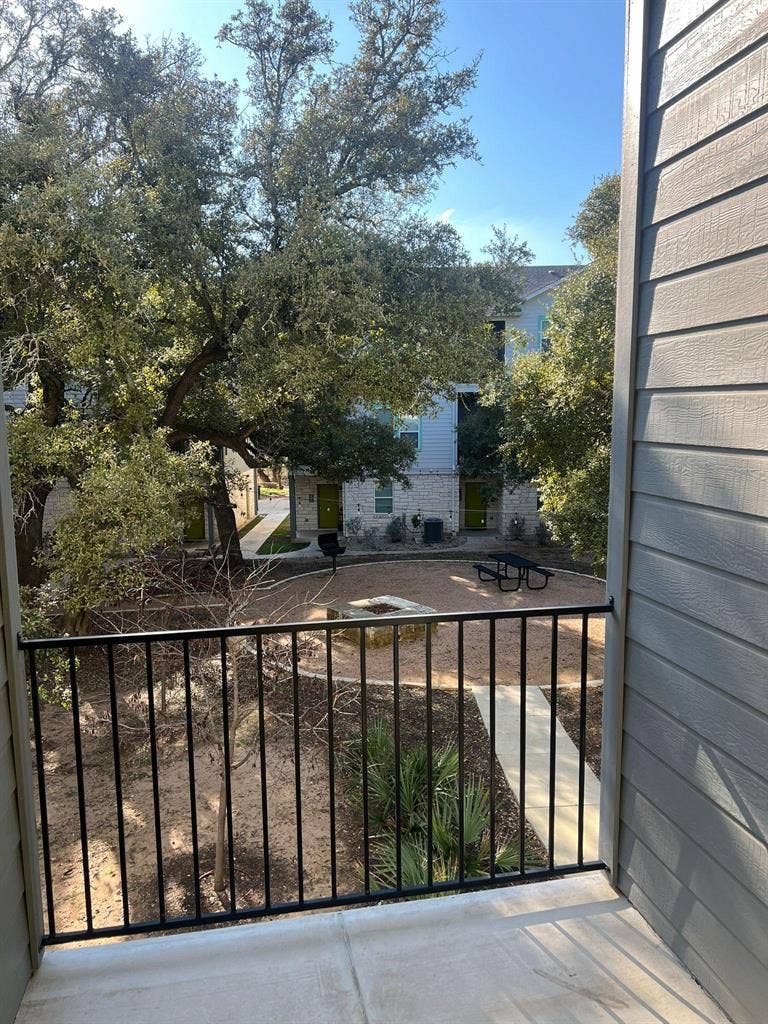 3 BR in Leander