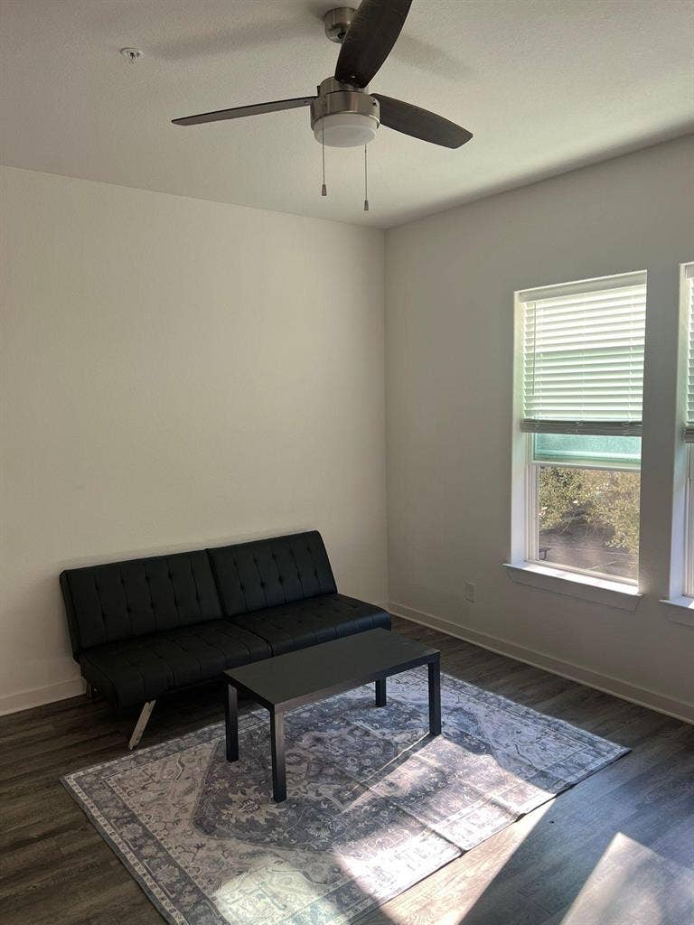 3 BR in Leander