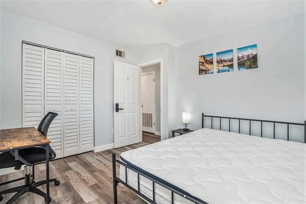 4 BR in Tampa