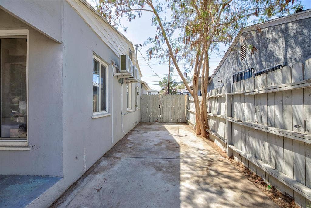 5 BR in Las Vegas