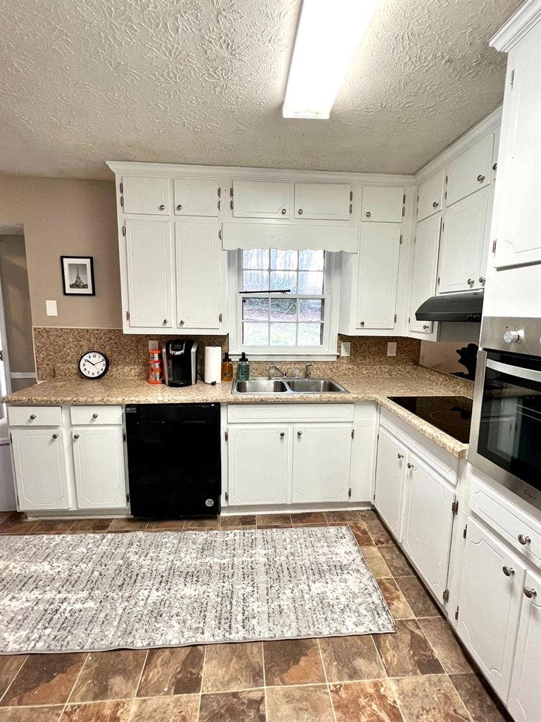 5 BR in Lilburn