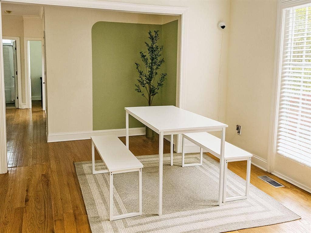 8 BR in Charlotte