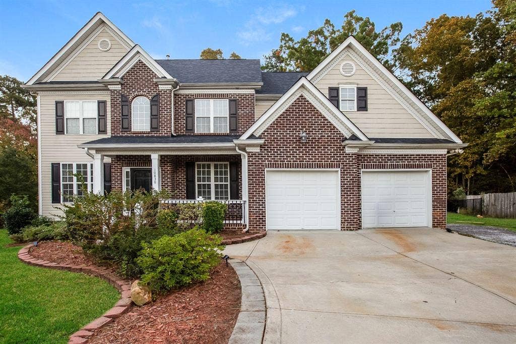 8 BR in Charlotte