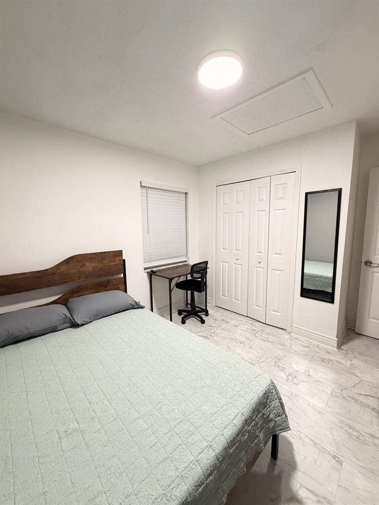 3 BR in Orange City