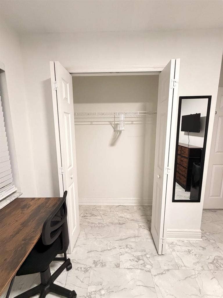 3 BR in Orange City