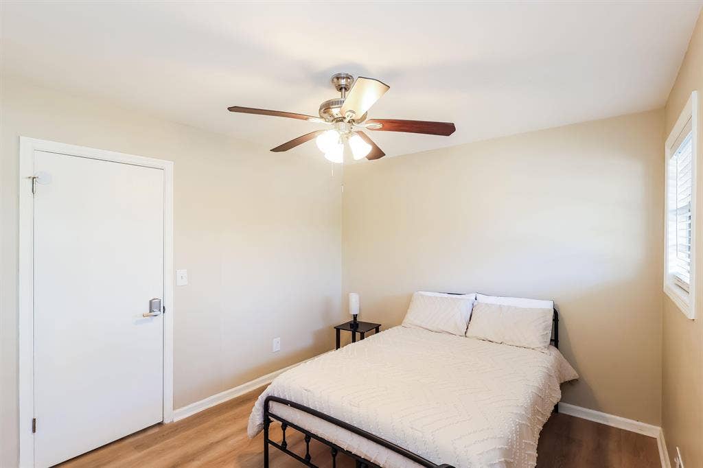 4 BR in East Point