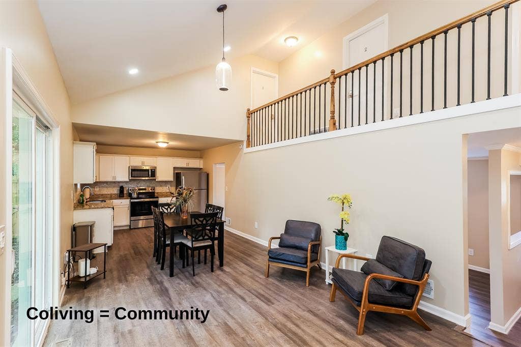 4 BR in East Point