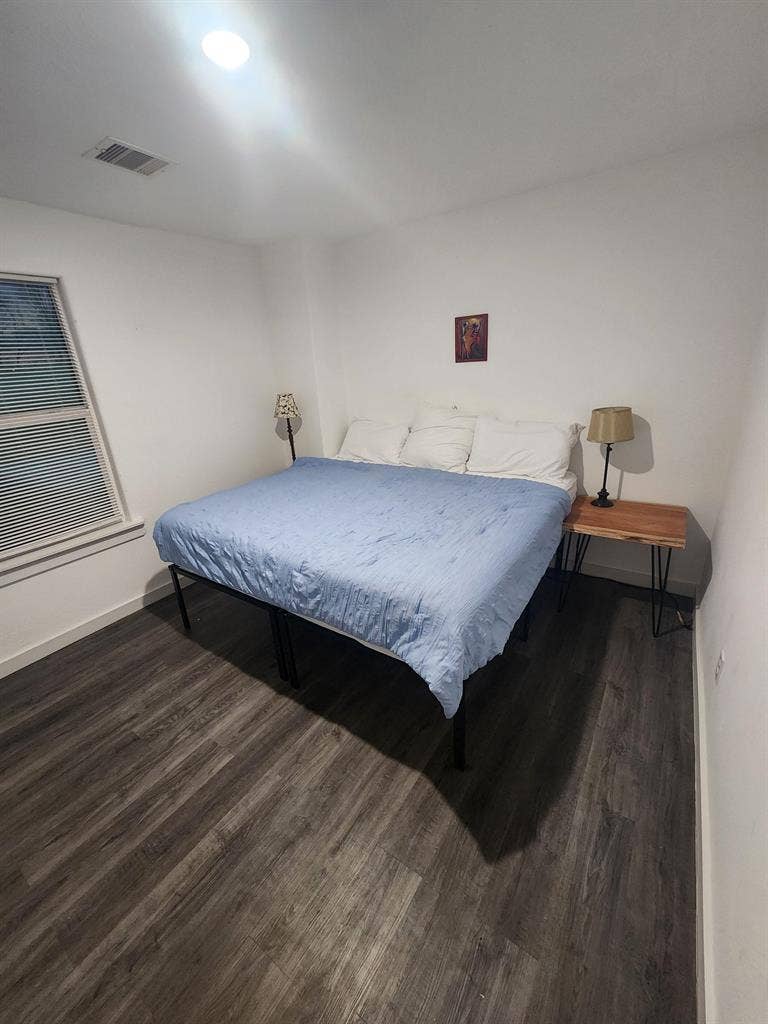 3 BR in Houston
