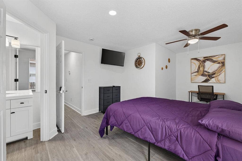 7 BR in Tampa