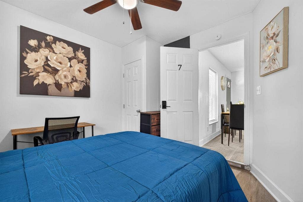 7 BR in Tampa