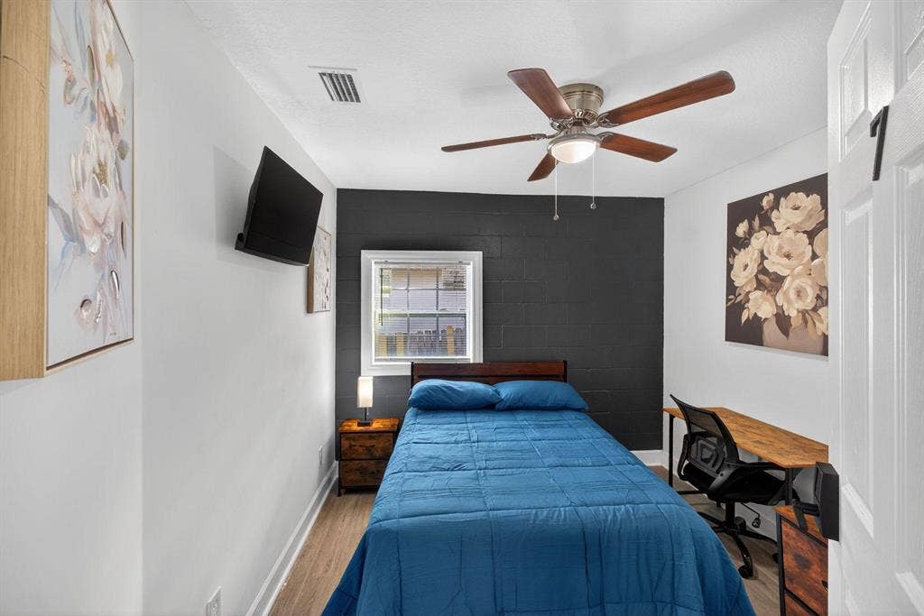 7 BR in Tampa