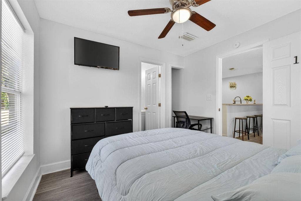 7 BR in Tampa