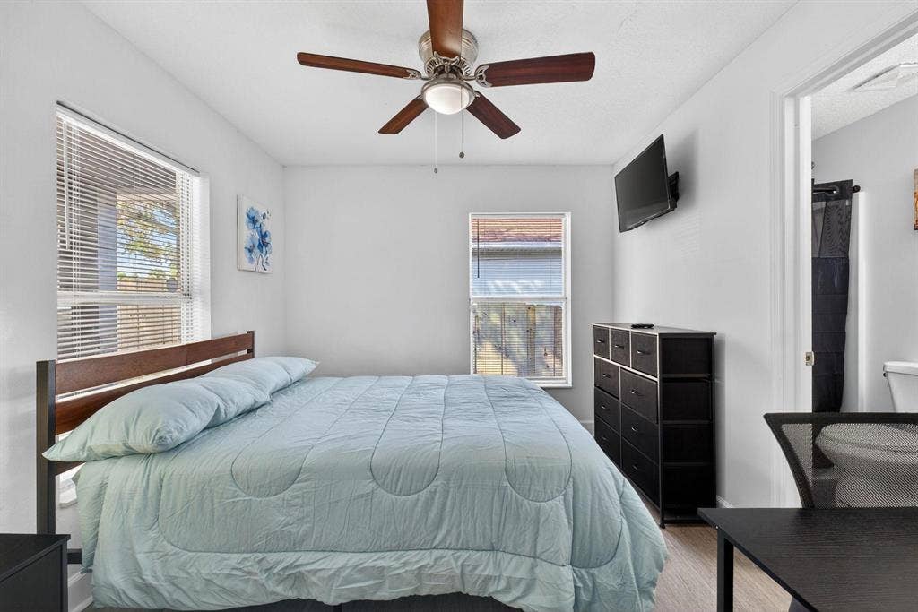 7 BR in Tampa