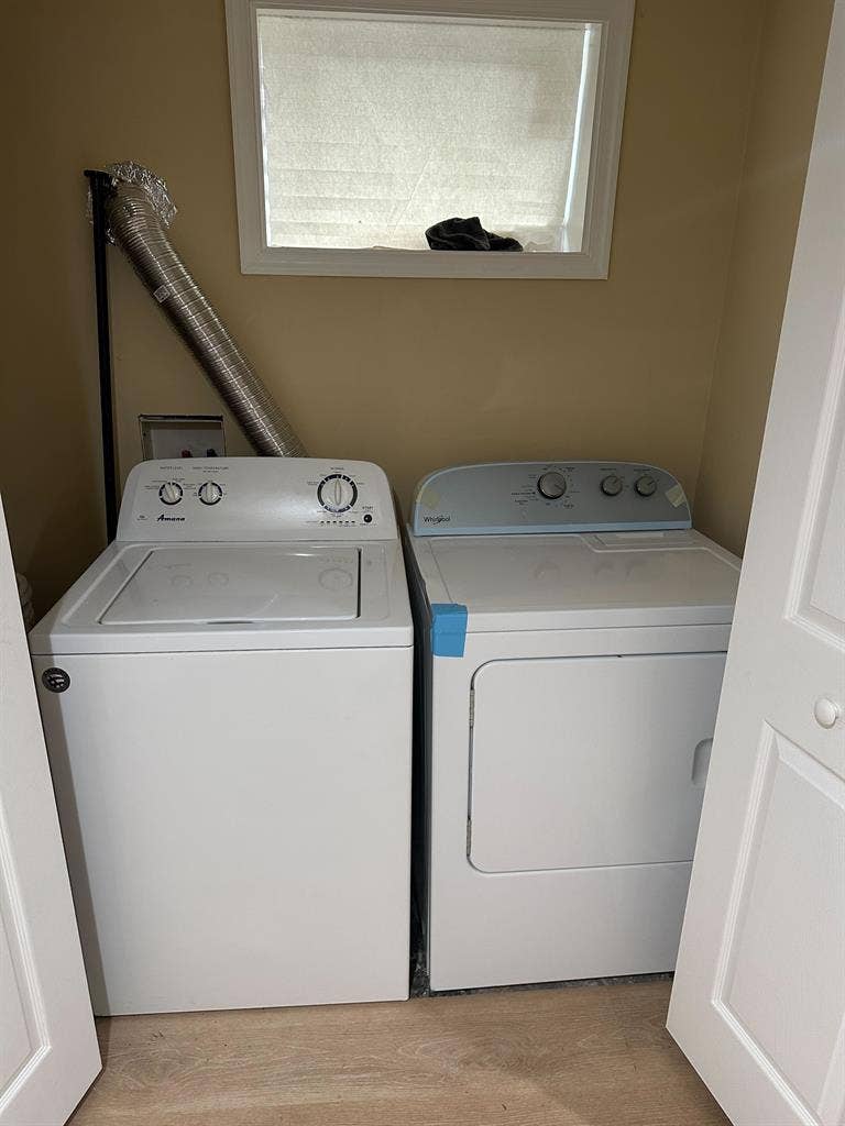 1 Private Bedroom For Rent