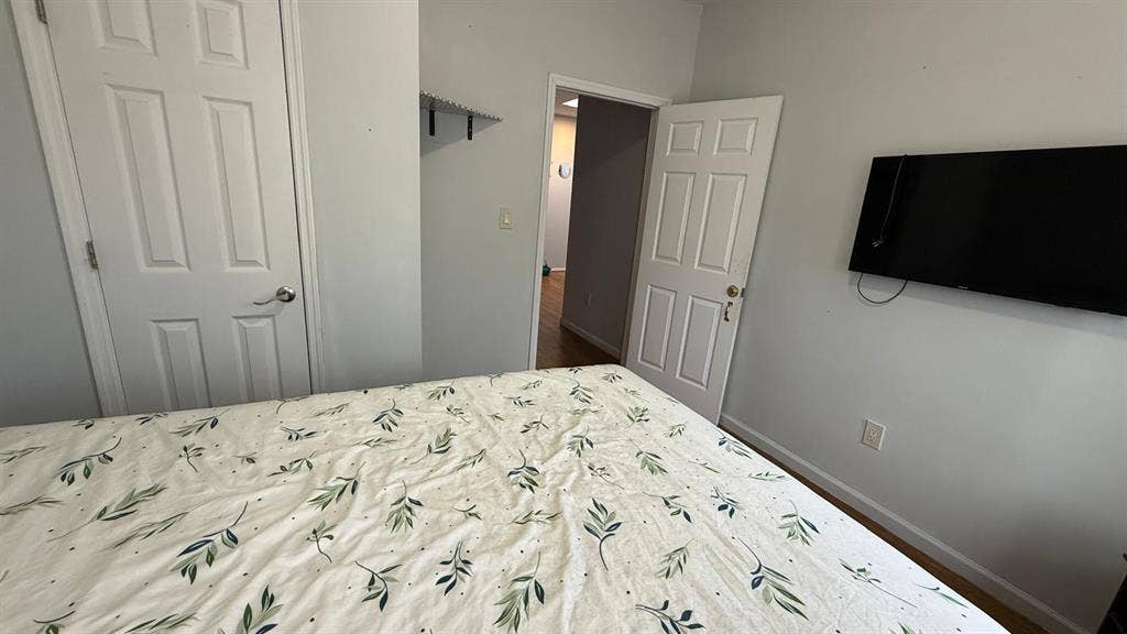 ROOMS FOR RENT – $800–$900/month