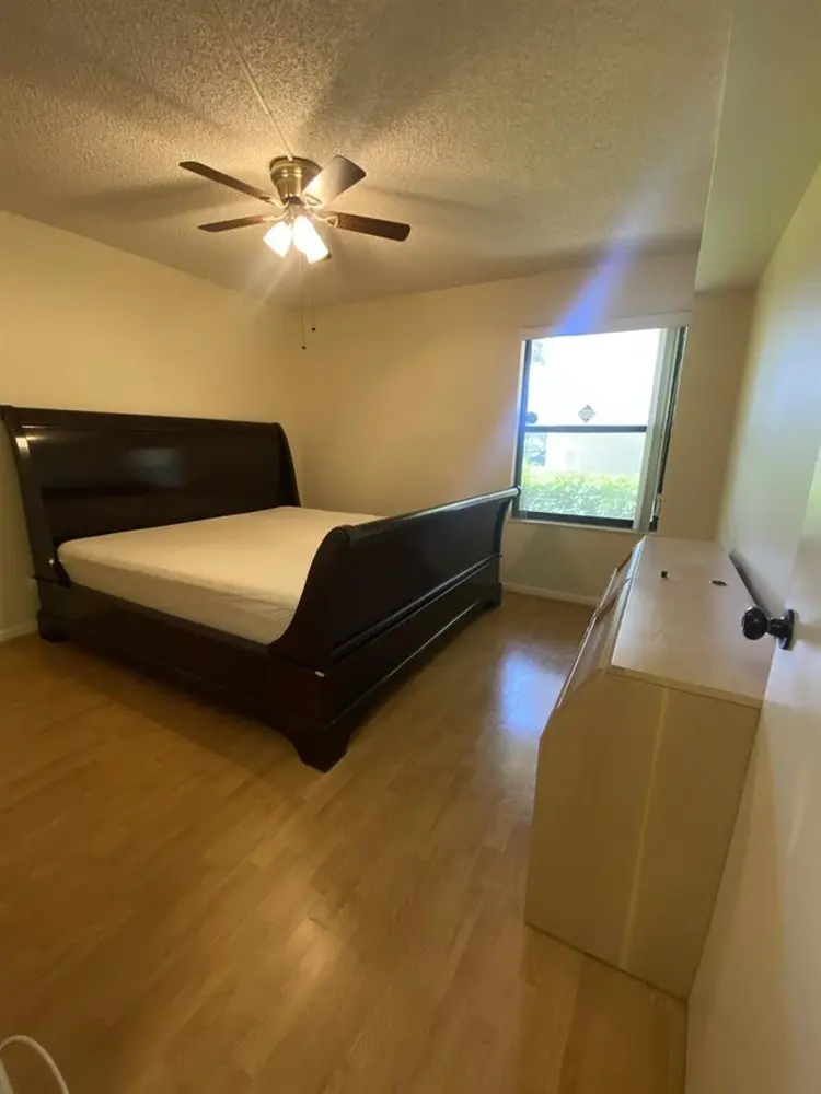 Private Room & Bath in Boca Raton!