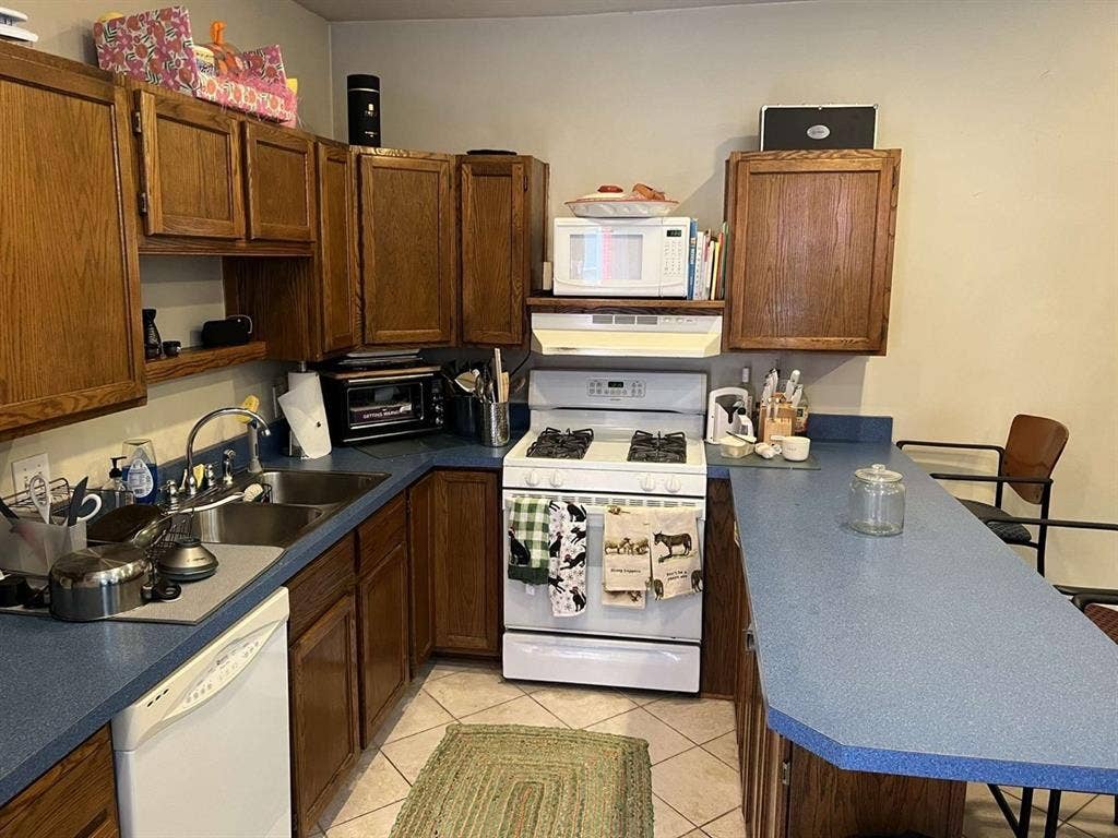 Looking for a Roommate!