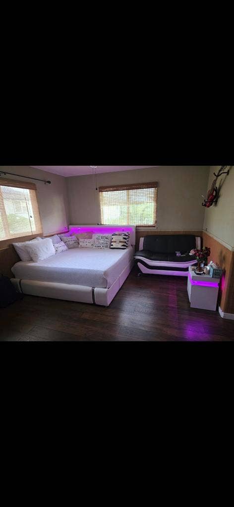Cozy master bedroom & private bath