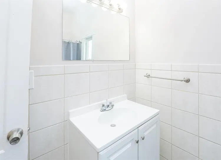 7 BR in Petersburg