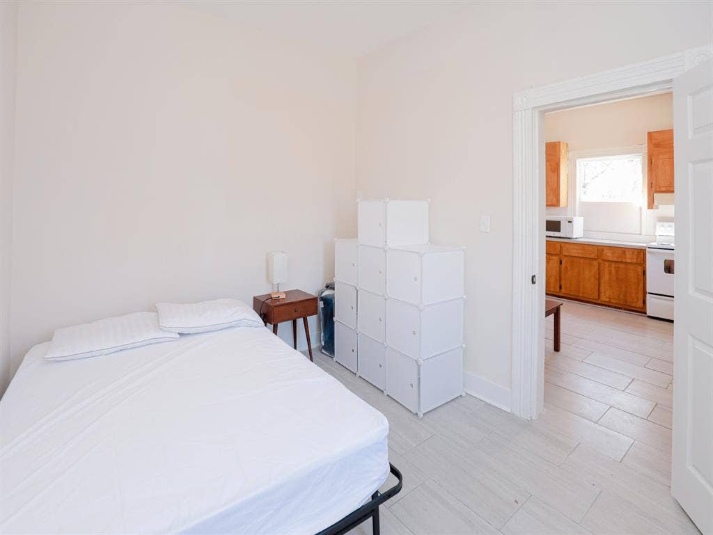 7 BR in Petersburg