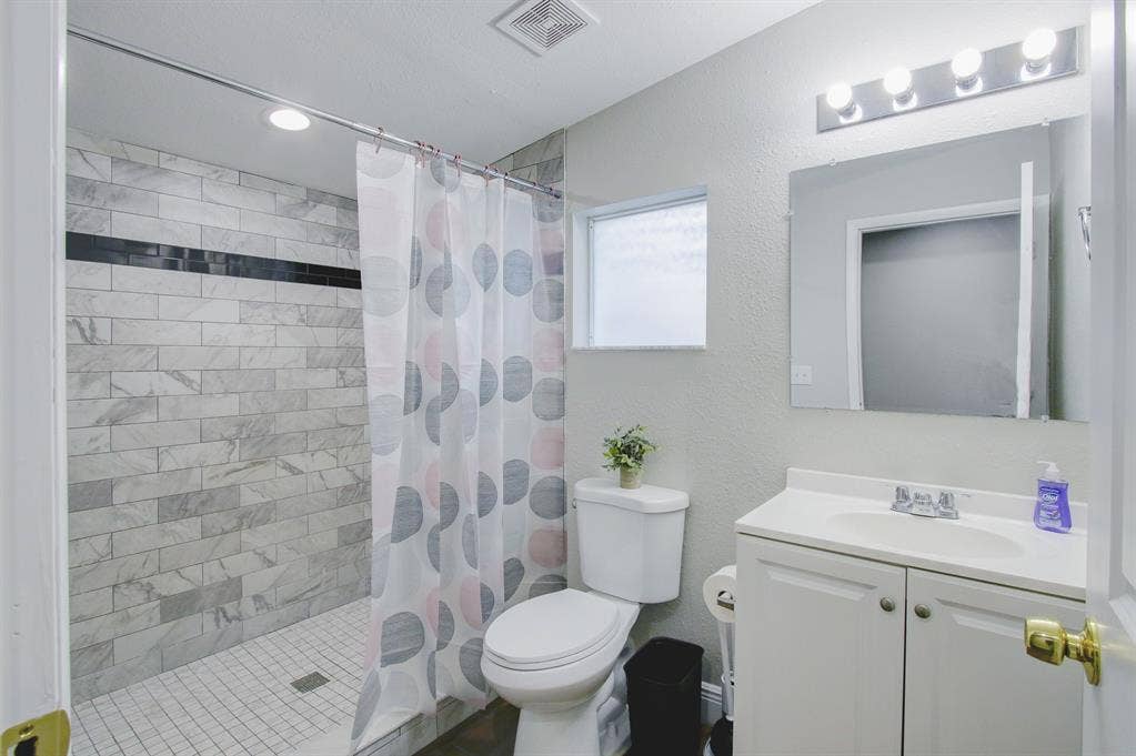 7 BR in Tampa