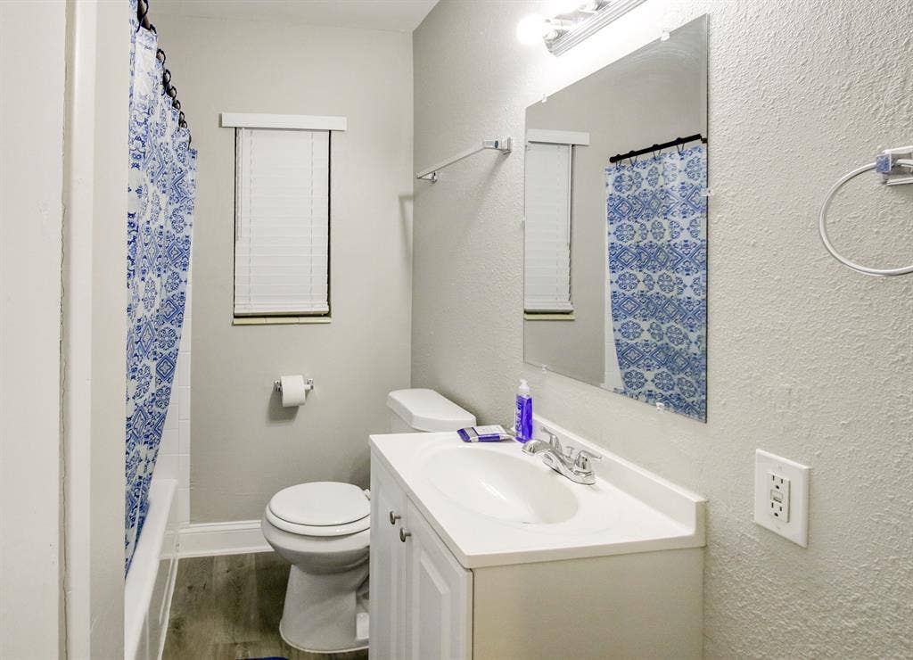 7 BR in Tampa