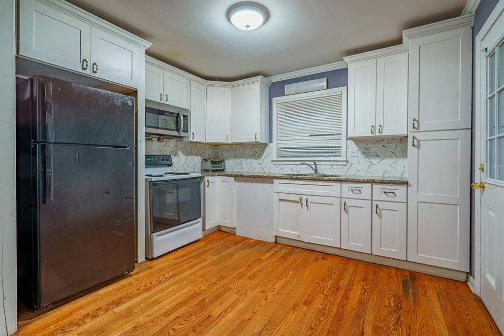 8 BR in College Park