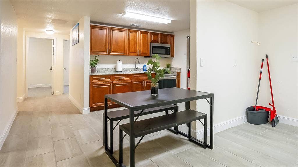 5 BR in Tampa
