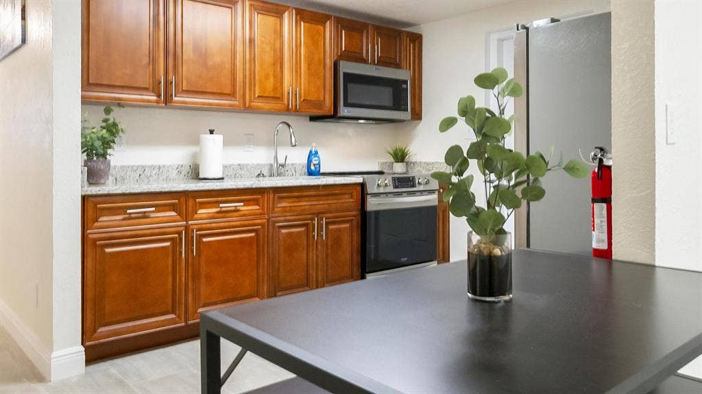 5 BR in Tampa