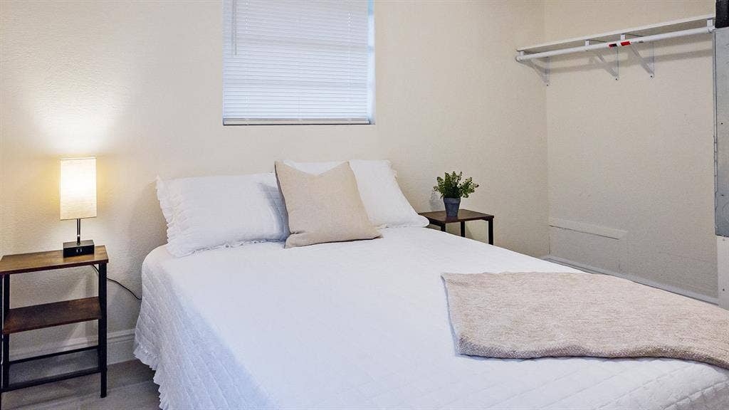 5 BR in Tampa