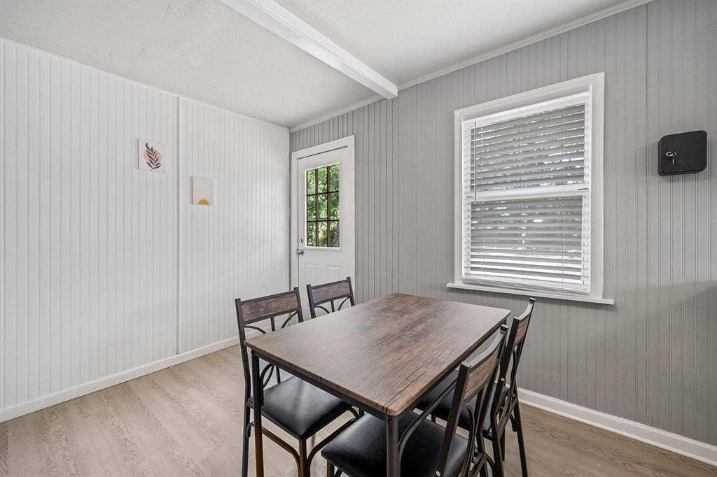 8 BR in Baytown