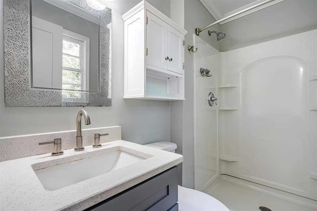 6 BR in Decatur