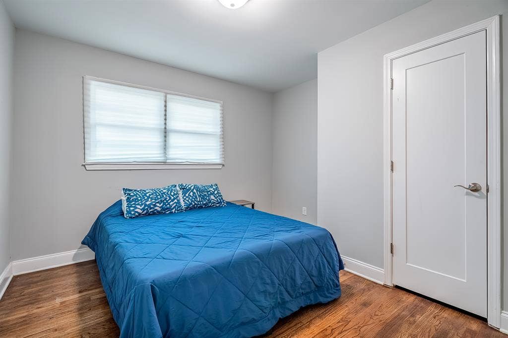 6 BR in Decatur