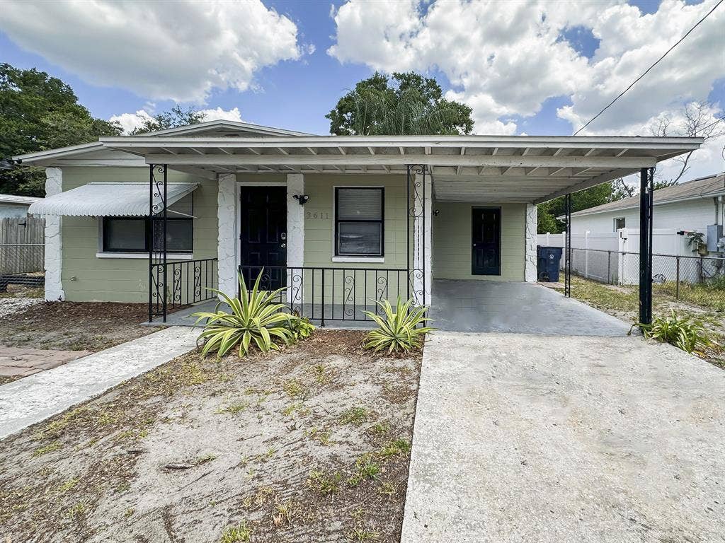 4 BR in Tampa