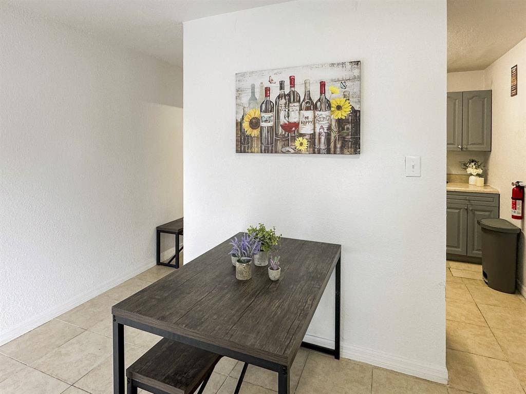 4 BR in Tampa