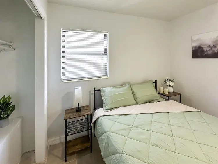 4 BR in Tampa